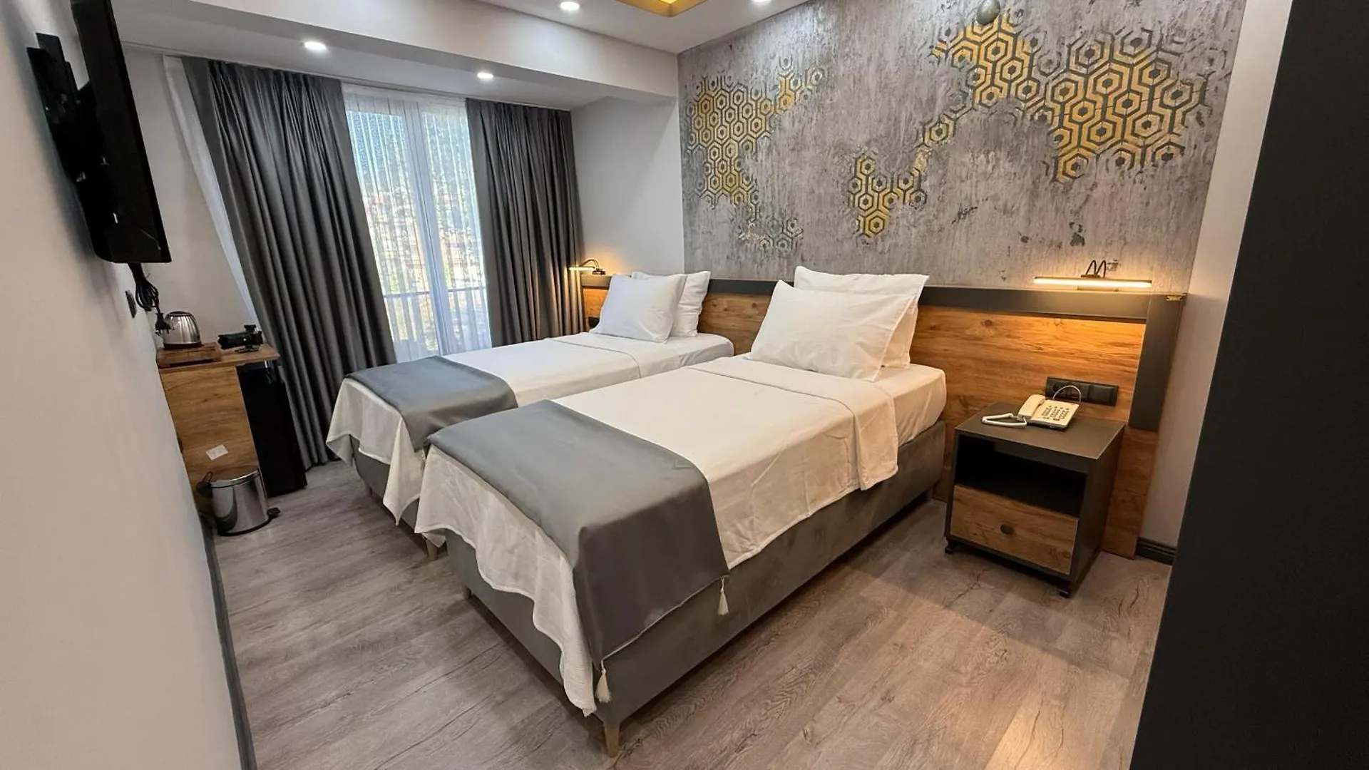 Отель Zeus Otel Кушадасы Турция
