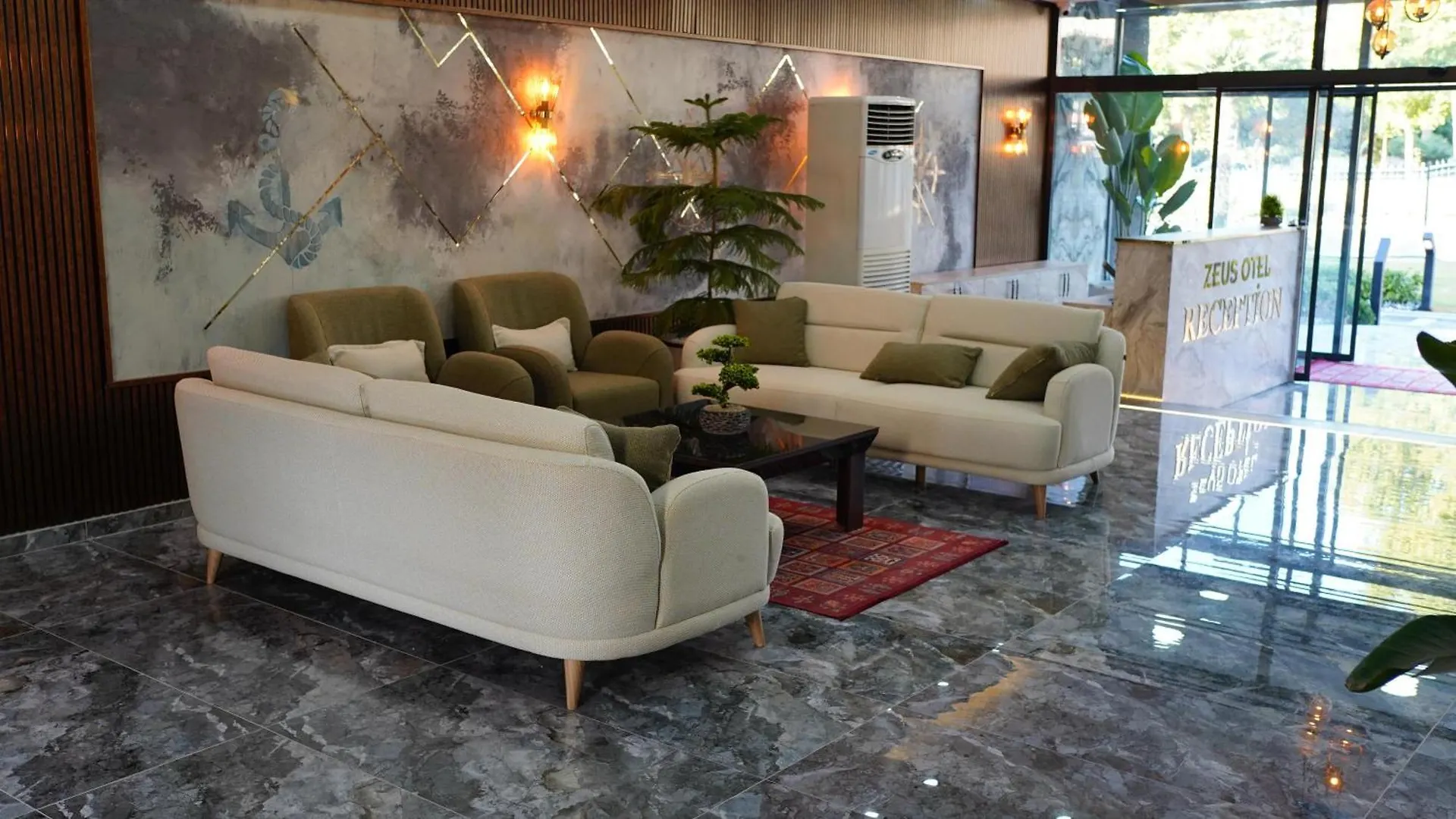 Zeus Otel Кушадасы Отель